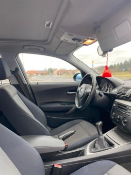 BMW Seria 1 E81/E87 Hatchback 5d E87 2.0 118i 129KM 2006 BMW 118 Benzyna 2.0 - Klimatyzacja - 241 tys km, zdjęcie 8