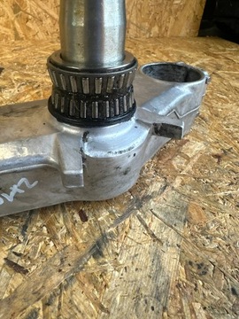 Полка нижняя, нижняя полка подвески Kawasaki Ninja ZX10R, 06-07, 2006-2007 гг.