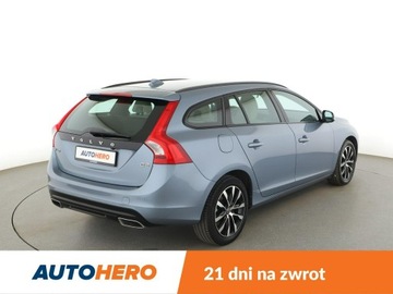 Volvo V60 I Kombi Facelifting 2.0 D2 DRIVE-E 120KM 2018 Volvo V60 FV23 2.0D Linje Svart Klimatyzacja, zdjęcie 6