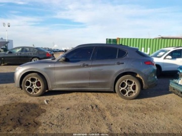 Alfa Romeo Stelvio SUV Facelifting 2.0 Turbo 280KM 2022 Alfa Romeo Stelvio Ti 2022 2.0 Benzyna 280KM, zdjęcie 2