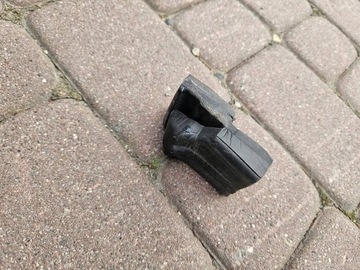 ABSORBÉR ZTLUMENÍ BLATNÍKU PRAVÉ VOLKSWAGEN GOLF 7 VII 5G0864760B