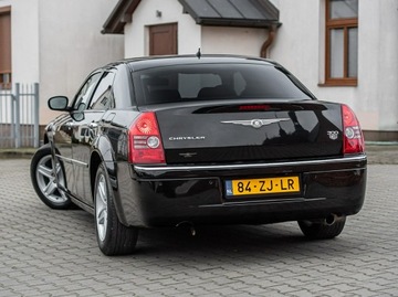 Chrysler 300C I Sedan 2.7 i V6 24V 193KM 2009 Chrysler 300C Luxury ! 2.7i V6 193KM ! Super Stan, zdjęcie 1
