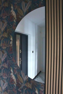 КРУГЛОЕ ЗЕРКАЛО С ОБРЕЗАННОЙ СТОРОНОЙ / ПОЛУКРУГЛОЕ 90см