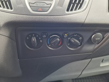 Ford Transit Custom I 2.2 TDCi 125KM 2015 Ford Transit Custom 2.2 TDCI 125 KM, Kamera, zdjęcie 24