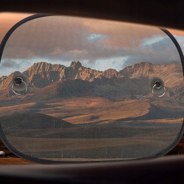 Солнцезащитные шторки на окна автомобиля