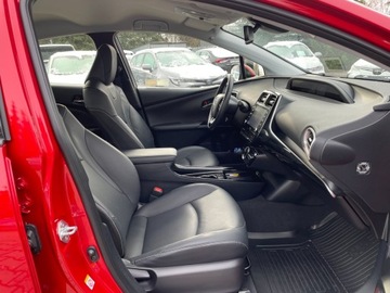 Toyota Prius IV Hatchback Plug-in 1.8 Hybrid Plug-in 122KM 2020 Toyota Prius Plug-in 1.8 Hybrid Executive IV (2015, zdjęcie 8
