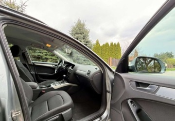 Audi A4 B8 Avant 2.0 TDI 143KM 2008 Audi A4 Avant Audi A4 Avant 2.0 TDI DPF multitronic Ambiente 2.0 Diesel, zdjęcie 21