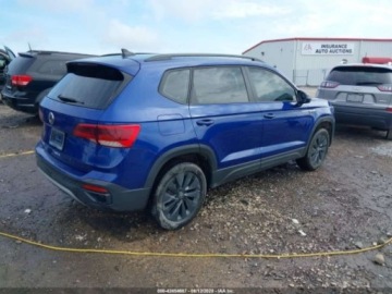 Volkswagen 2023 Volkswagen Inny Taos, 2023r., 1.5L 1.5 Benzyna 158KM, zdjęcie 3