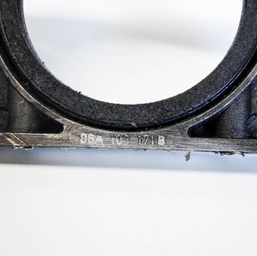 JINÉ DÍLY KOMORA MOTORU VW PASSAT VARIANTA B5 (3B6) 06A103171B 1.9L