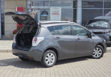 Toyota Verso Minivan Facelifting 1.8 Valvematic 147KM 2014 Toyota Verso Toyota Verso 1.8 VVT-i PremiumComfortNavi 7os Fv Marza A, zdjęcie 5