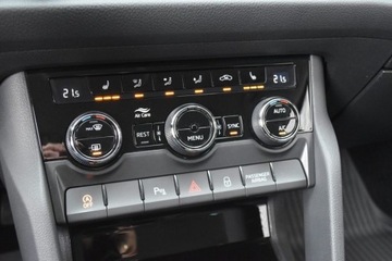 Skoda Kodiaq I SUV Facelifting 1.5 TSI 150KM 2022 Skoda Kodiaq SalonPL 1.5TSI 150KM Style DSG Kamera ACC Kessy Podgrz.fotele, zdjęcie 21