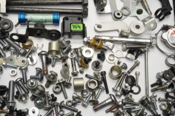 YAMAHA YZF-R6 RJ27 17-19 БОЛТЫ ВИНТЫ