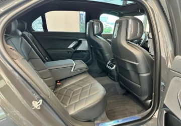 BMW Seria 7 G70 Sedan 3.0 40d 299KM 2025 BMW Seria 7 Wyprzedaz rocznika 2025 BMW Bonkowscy Wroclaw 3.0 Diesel, zdjęcie 11
