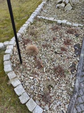 Пестрый природный заполнитель каменная кора гнейс серый 1-3 см 24 кг