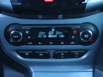 Ford Focus III Kombi 2.0 Duratorq TDCi DPF 140KM 2012 Ford Focus 2.0 TDCi, Klima, Klimatronic, Tempomat, zdjęcie 12