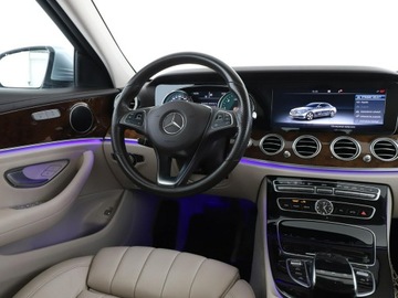Mercedes Klasa E W213 Limuzyna 2.0 220d 194KM 2016 Mercedes E 220 Avantgarde Automat Navi Kamera, zdjęcie 15