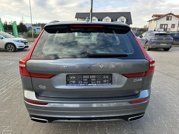 Volvo XC60 II Crossover D4 190KM 2020 Volvo XC 60 R-Design*CarPlay*, zdjęcie 4