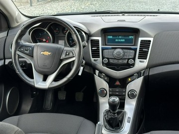 Chevrolet Cruze Hatchback 5d 2.0 VCDI 16V DOHC 163KM 2011 Chevrolet Cruze Opel Astra 2.0 VCDi 163KM Salon PL, zdjęcie 3