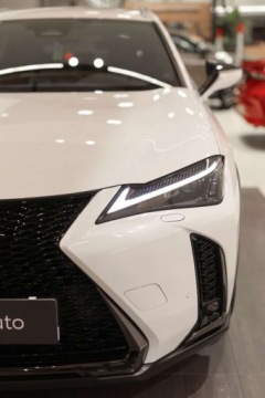 Lexus UX 2024 Lexus UX 300h F Sport Design AWD 2.0 Hybryda 152KM, zdjęcie 9