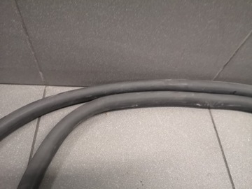 УПЛОТНИТЕЛЬ ДВЕРИ ПЕРЕДНЕЙ СПРАВА, AUDI A6 C5