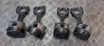 SPODEK MOTORU BLOK + PÍSTY HŘÍDEL MERCEDES VITO W638 2.3 D R6010112901