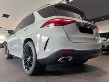 Mercedes GLE V167 SUV Facelifting 2.0 300d 269KM 2025 MERCEDES-BENZ GLE 300 d 4-Matic AMG Line 2.0 (269KM) 2025, zdjęcie 4