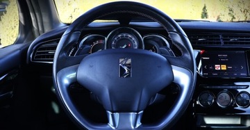 DS 3 Cabrio Facelifting 2016 1.2 PureTech 110KM 2019 Citroen DS3 (Nr.257) 1.2 Automat Nawigacja Kliamtyzacja Kamera Gwarancja, zdjęcie 20