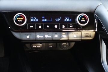 Hyundai Elantra VII Sedan 1.6 MPI 123KM 2023 Hyundai Elantra Bezwypadek Kamera Klima 2stref Tempomat AndroidCarPlay, zdjęcie 18