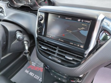 Peugeot 2008 I SUV Facelifting 1.6 BlueHDi 120KM 2018 Peugeot 2008 GT-Line Navi Klimatronik Sensor Elektryka PDC Alu 1.6 Diesel, zdjęcie 13