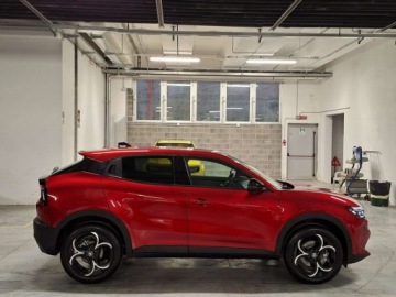 Alfa Romeo Junior SUV 1.2 Hybrid 145KM 2026 ALFA ROMEO Junior Sprint Hatchback 1.2 (145 KM) 2026, zdjęcie 3