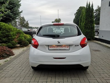 Peugeot 208 I Hatchback 5d 1.4 HDI 68KM 2013 Peugeot 208 1.4 HDI 68KM Klimatyzacja Tempomat, zdjęcie 6
