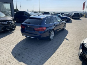 BMW Seria 5 F10-F11 Touring Facelifting 520d 190KM 2017 BMW 530 Luxury Line Xdrive Skóra Kamera Harman, zdjęcie 1