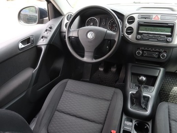 Volkswagen Tiguan I SUV 2.0 TDI CR DPF 140KM 2010 VW Tiguan 2.0 TDI, 4X4, Klima, Klimatronic, zdjęcie 6