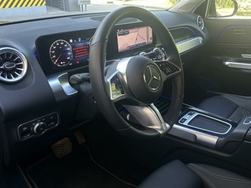 Mercedes GLB SUV 1.3 200 163KM 2023 Mercedes-Benz GLB 200, zdjęcie 12