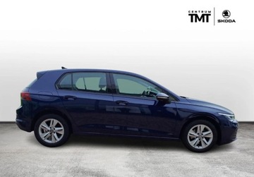 Volkswagen Golf VIII Hatchback 1.5 TSI EVO 130KM 2022 Volkswagen Golf EVO Life 1.5 TSI 130KM Czujniki Tempomat LED Clima ASO, zdjęcie 5