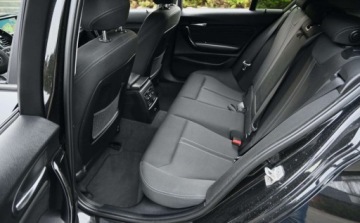 BMW Seria 1 F20-F21 Hatchback 5d Facelifting 2015 118d 150KM 2016 BMW Seria 1 2,0D 150 KM SPORT-LINE Full Led Nawigacja Klimatronik 2.0 150KM, zdjęcie 26