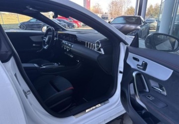 Mercedes CLA C118/X118 Coupe AMG Facelifting 2.0 45 S 421KM 2025 Mercedes-Benz CLA 45 S 4M Coupe Pakiet AMG Premium Plus 2.0 Benzyna, zdjęcie 19