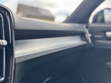 Volvo XC40 2025 VOLVO XC40 B4 Plus Dark Suv 2.0 (211KM) 2025, zdjęcie 13