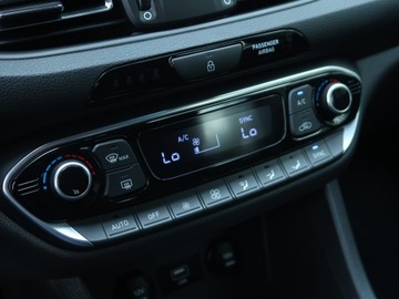 Hyundai i30 III 2021 Hyundai i30 1.5 T-GDI MHEV, Salon Polska, zdjęcie 15