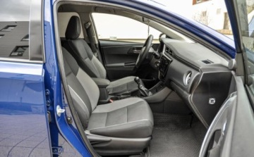 Toyota Auris II Touring Sports Facelifting 1.6 Valvematic 132KM 2017 Toyota Auris 1,6 LPG 2017 r. Lift Salon PL 1.6 BenzynaLPG 132KM, zdjęcie 11