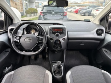 Toyota Aygo II Hatchback 3d Facelifting 1.0 VVT-i 72KM 2021 Toyota Aygo 1.0 VVT-i X-play II (2014-) Toyota Ayg, zdjęcie 11