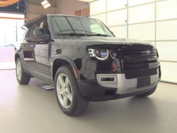 Land Rover Defender IV (L663) 2023 Land Rover Defender 130 SE 2023 3.0 Benzyna 395KM, zdjęcie 4