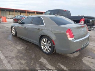 Chrysler 300C II 2018 Chrysler 300 Touring 2018 3.6 Benzyna 292KM, zdjęcie 3