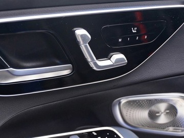 Mercedes GLC C254/X254 2025 MERCEDES-BENZ GLC 300 e 4-Matic AMG Line 2.0 (360KM) 2025, zdjęcie 12