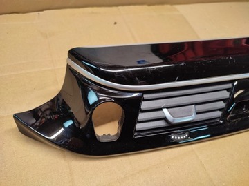 ДЕКОРАТИВНАЯ ПЛАНКА НА БОРТУ BMW 5 G30 G31