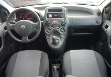 Fiat Panda II Hatchback 5d 1.2 69KM 2012 Fiat Panda Fiat Panda II Panda 1.2 Benzyna 69KM, zdjęcie 14