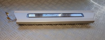 Range Rover Vogue L405 Listwa progu prawa przód LE