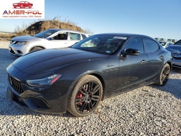 Maserati Ghibli III 2022 Maserati Ghibli Modena 2022 3.0l 3.0 Benzyna 424KM