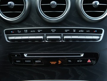 Mercedes Klasa C W205 2016 Mercedes C C 350 e, Automat, Skóra, Navi, Klima, zdjęcie 18