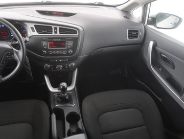 Kia Ceed II Kombi 1.6 CRDi 110KM 2014 Kia Ceed 1.6 CRDi, Salon Polska, Serwis ASO, zdjęcie 7